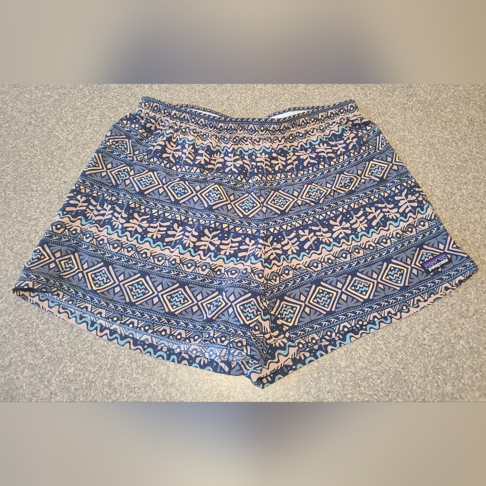 Womens Patagonia 4 In Baggies Size Small